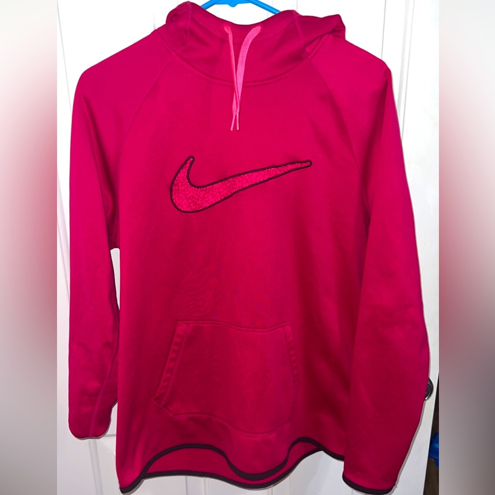Pink Nike hoodie💕